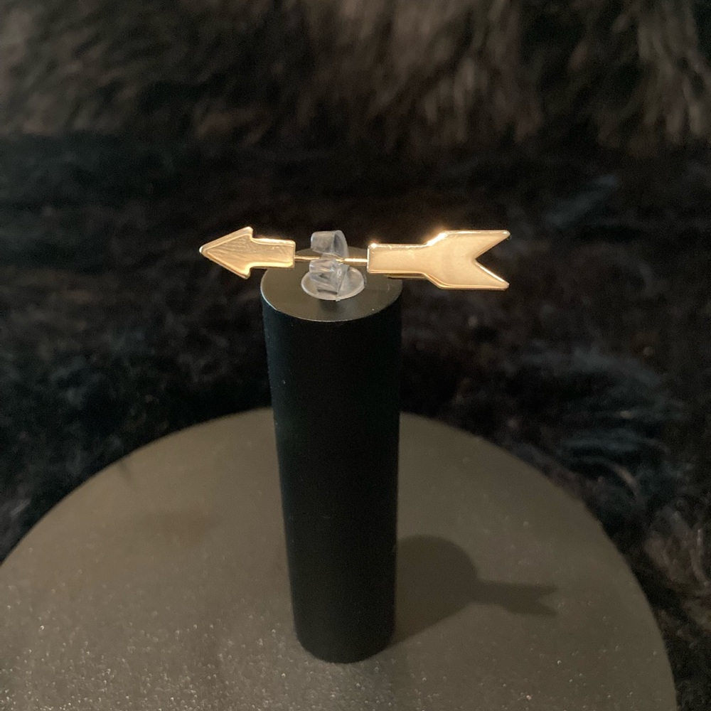 Broken Arrow Pin